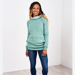 LATCHED MAMA Harbor Snap Embroidered Nursing Pullover Size XS NWT